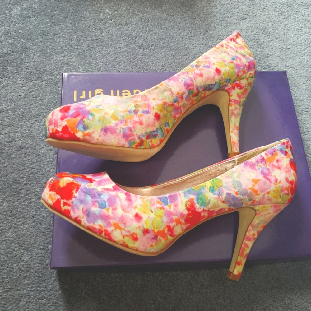 Madden Girl Heels Multicolor New